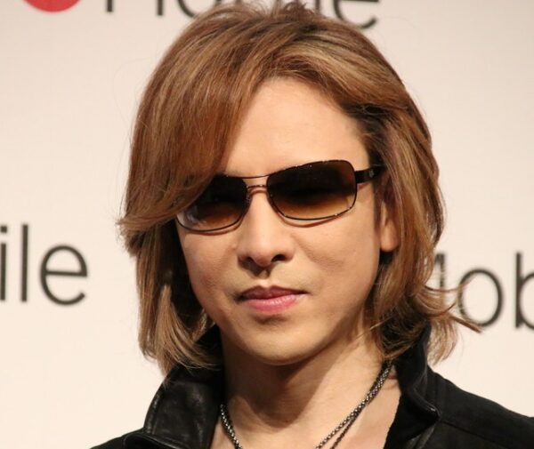 YOSHIKI