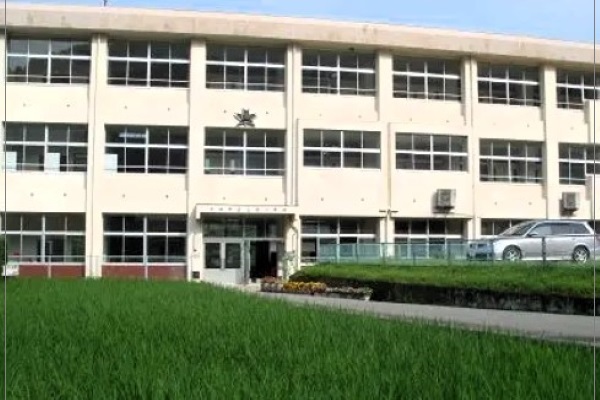 今治市立上朝小学校